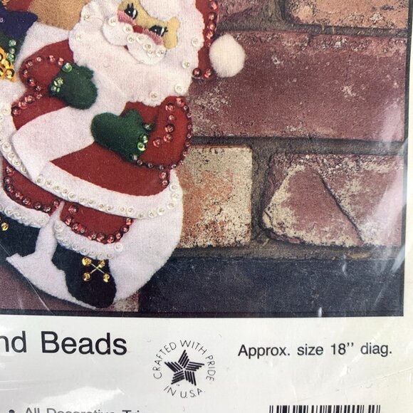 Hobby Kraft Storybook Felt Stocking Kit 9216 Sequins & Beads 18" Santa Toy Shop - Picture 5 of 6